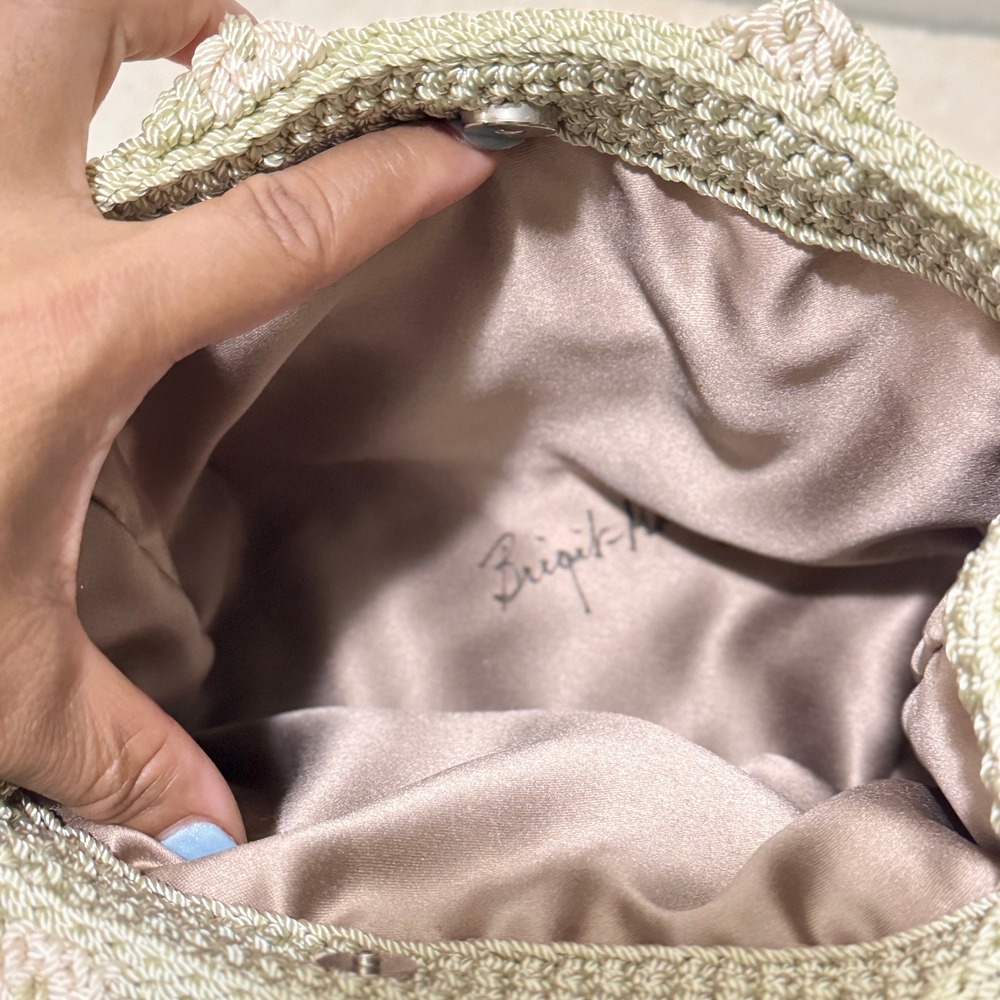 Brigit-Mary Pink Beige Crochet Floral Top Handle Satchel Handbag Knit Purse - Picture 6 of 10